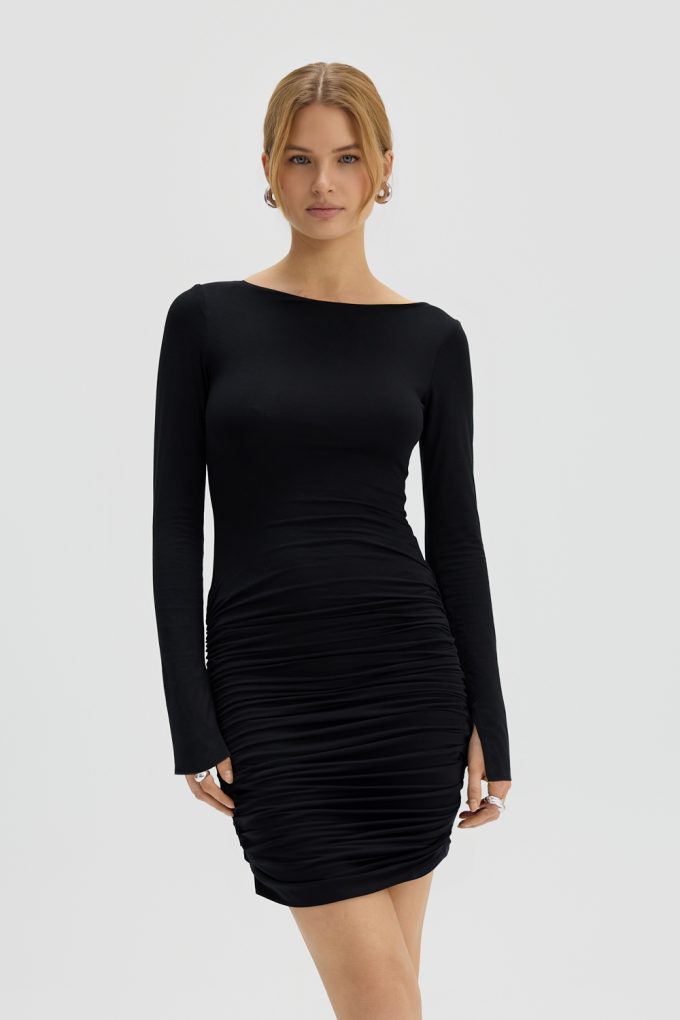 Sukienka mini z zakładkami czarna